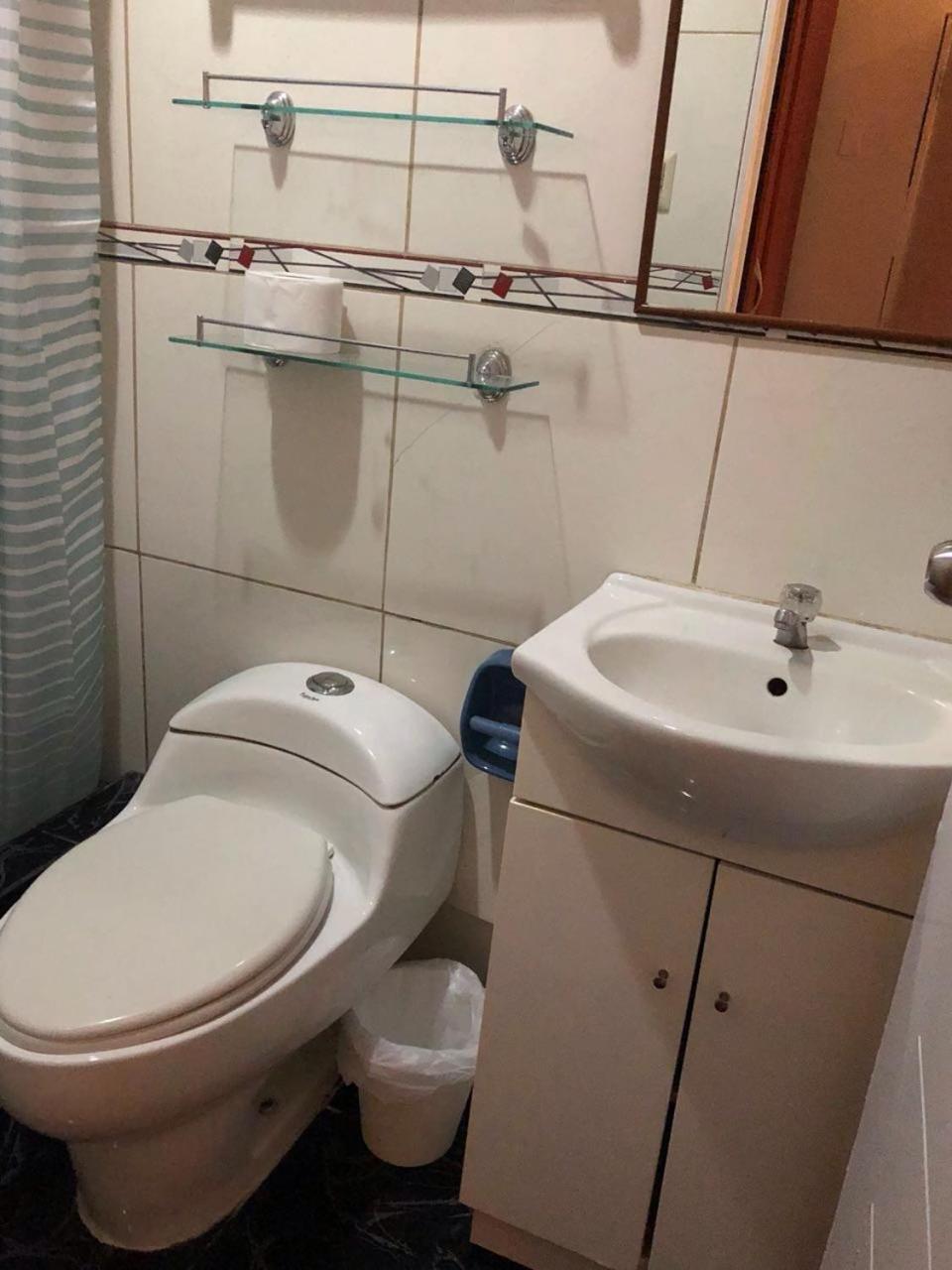 לימה Private Room In Miraflores; Exclusive Entrance! מראה חיצוני תמונה